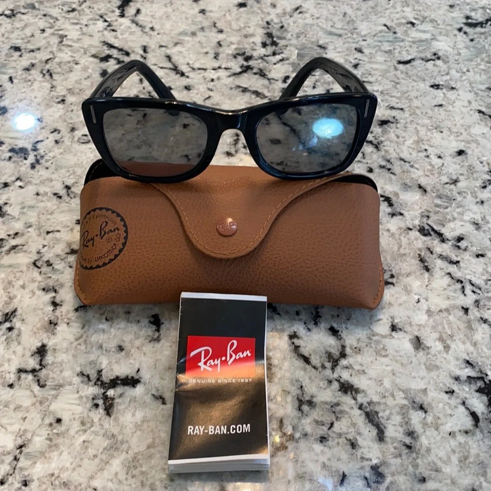 Ray Ban Caribbean Sunglasses New Condition